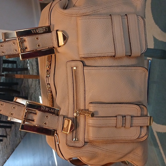 Versace Tan Shoulder Bag - Picture 4 of 16